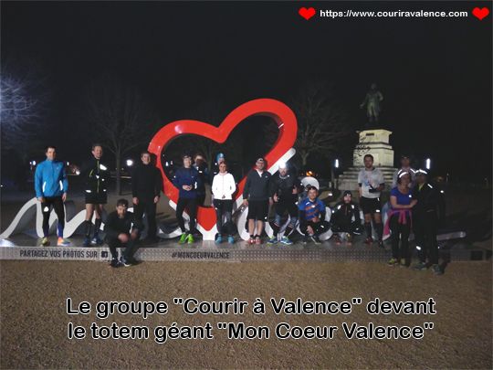 Photos du groupe devant #MonCoeurValence