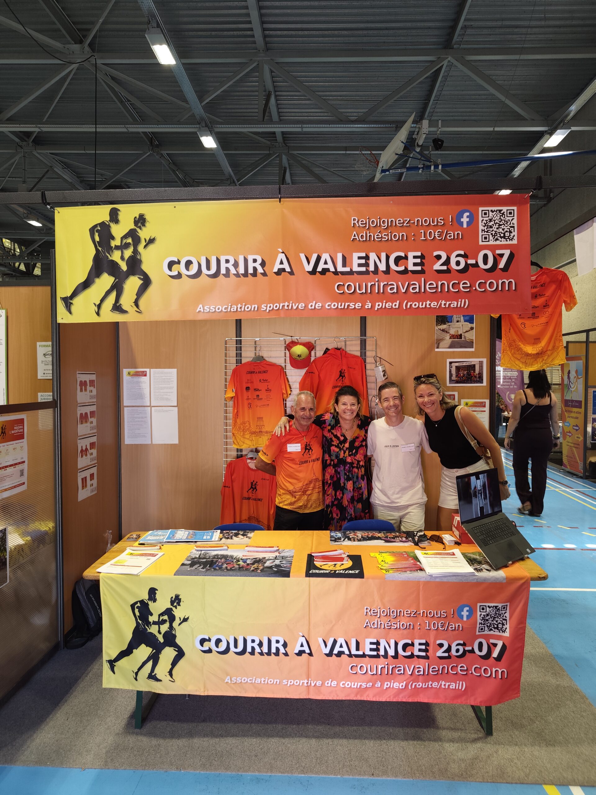 Courir à Valence 26-07 au forum des associations